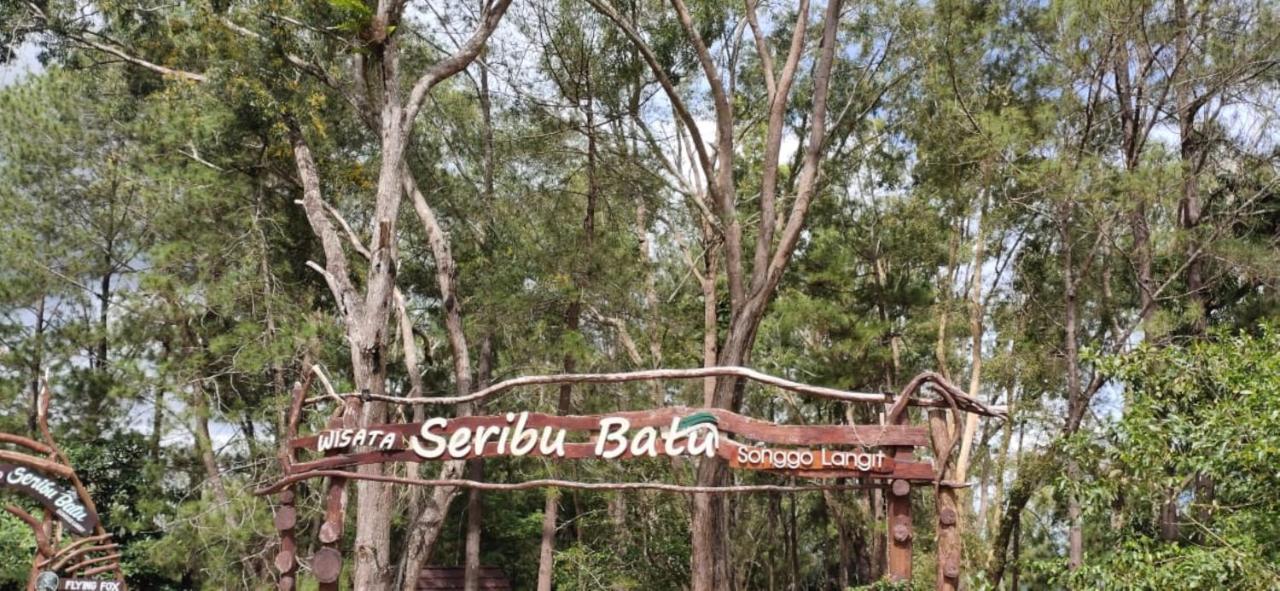 Seribu Batu Songgo Langit Resort & Camp Bantul Esterno foto
