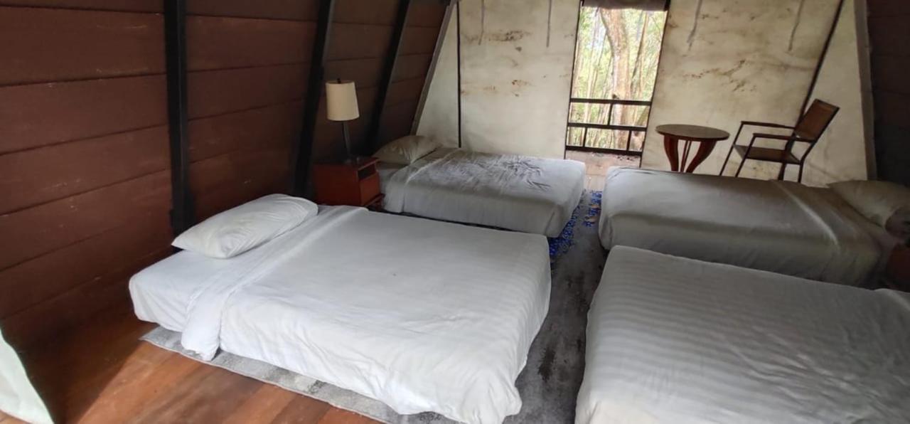 Seribu Batu Songgo Langit Resort & Camp Bantul Esterno foto